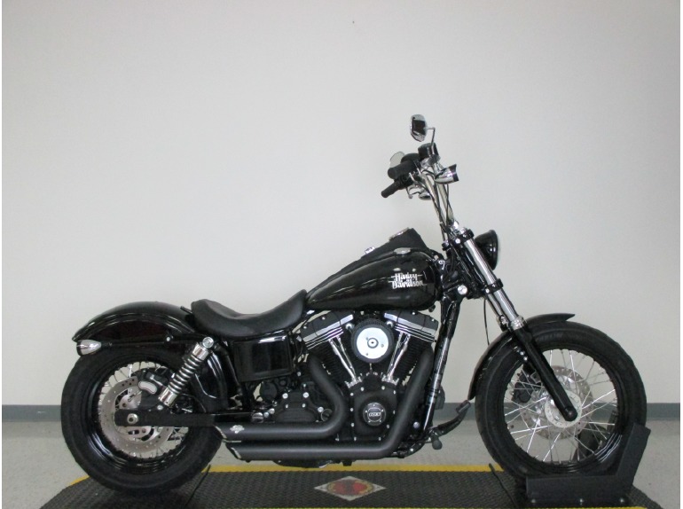 2015 Harley-Davidson Dyna Street Bob FXDB