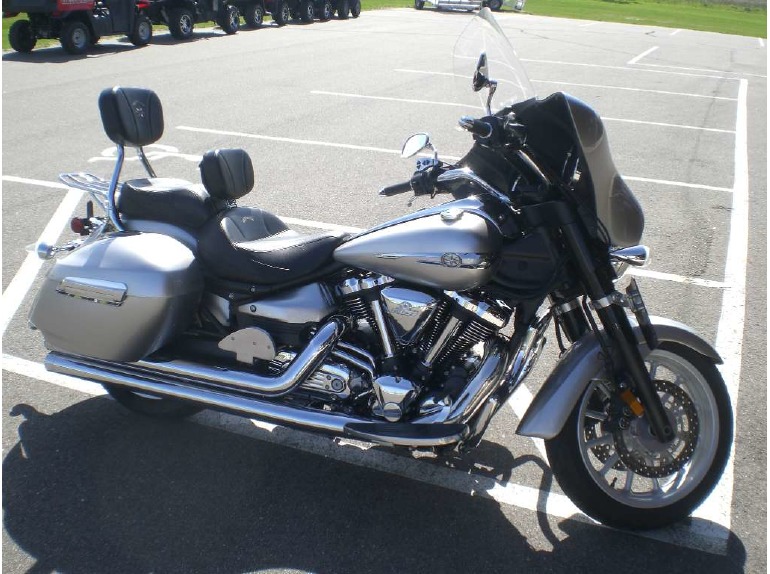 2012 Yamaha Stratoliner Deluxe