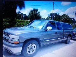 Chevrolet : Silverado 1500 3 door Charcoal Silverado 3 door extended, V6 4.3 Liter, topper, great condition A/C