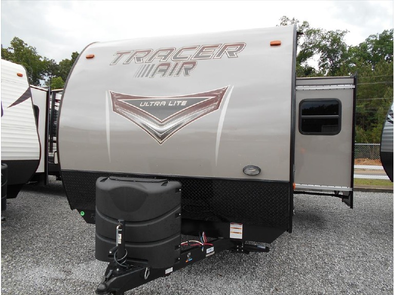 2016 Prime Time Tracer 235AIR