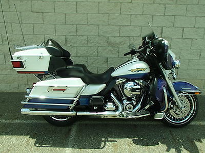 Harley-Davidson : Touring 2010 harley davidson electra glide limited in purple and whit um 30213 m r