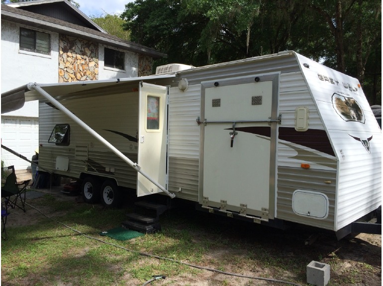 2009 Forest River Cherokee Grey Wolf 28BH