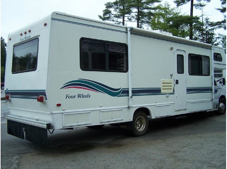 1995 Thor Industries Four Winds 31Q