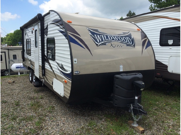 2014 Forest River Wildwood X-Lite Midwest 241QBXL