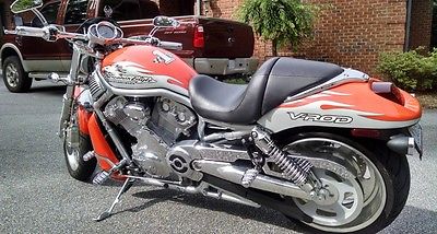 Harley-Davidson : VRSC 2007 vrscx vance hines screaming eagle signed commemorative edition low miles