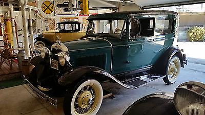 Ford : Model A 2 door closed cab 1930 model a ford tudor excellent condition professional restored maintained