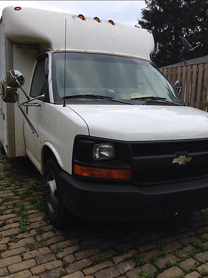 Chevrolet : Express 2003 chevy express one ton 3500 12 tool box truck stand up height dual rea