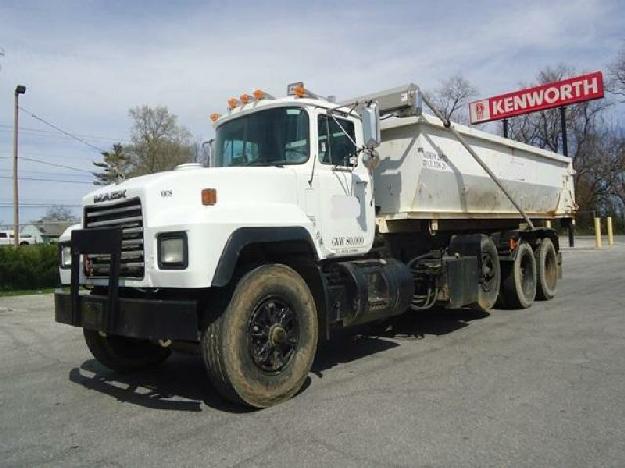Mack rd688s garbage - refuse truck for sale