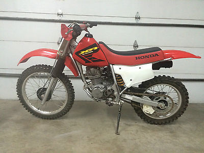 Honda : XR 2002 honda xr 200 r in great condition well maintained low hours