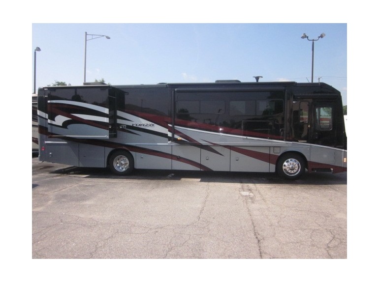 2016 Winnebago Forza 36G