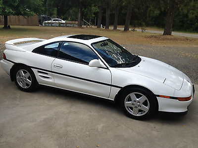 Toyota : MR2 Base Coupe 2-Door 1993 toyota mr 2 base 2.2 l very clean reliable car garaged video