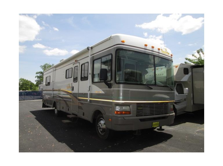 2000 Fleetwood Bounder 34D