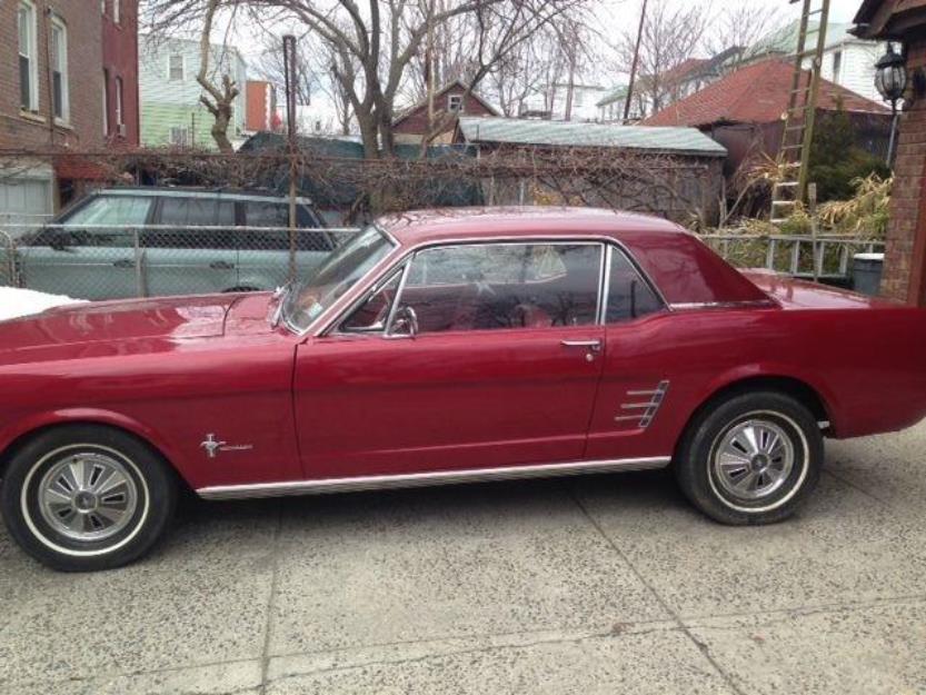 1966 FORD mustang