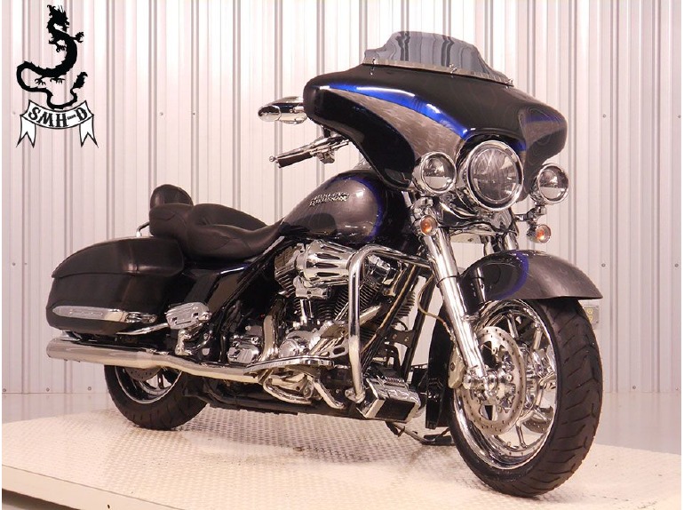 2008 Harley-Davidson FLHRSE4-Screamin Eagle Road King