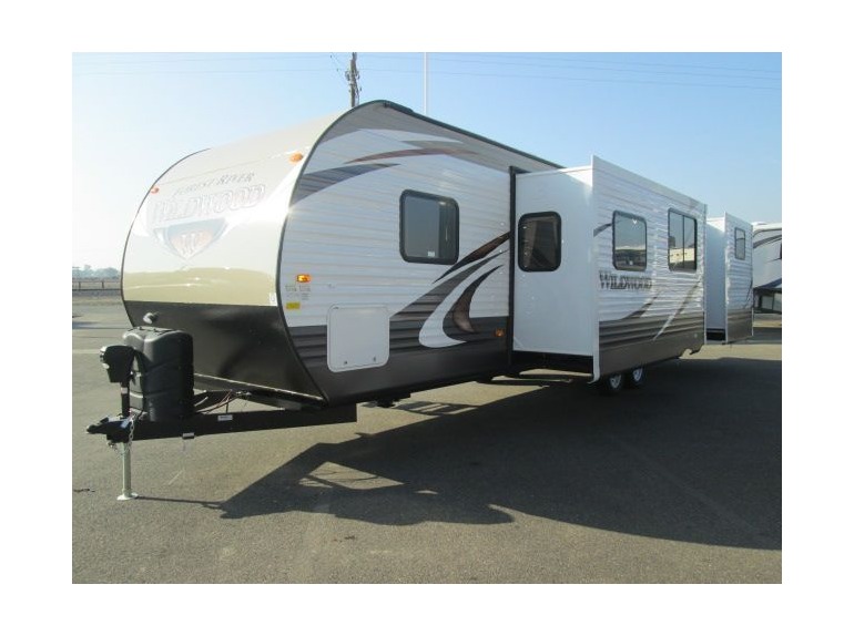 2016 Forest River Wildwood 32BHDS ALL POWER PACKAGE /