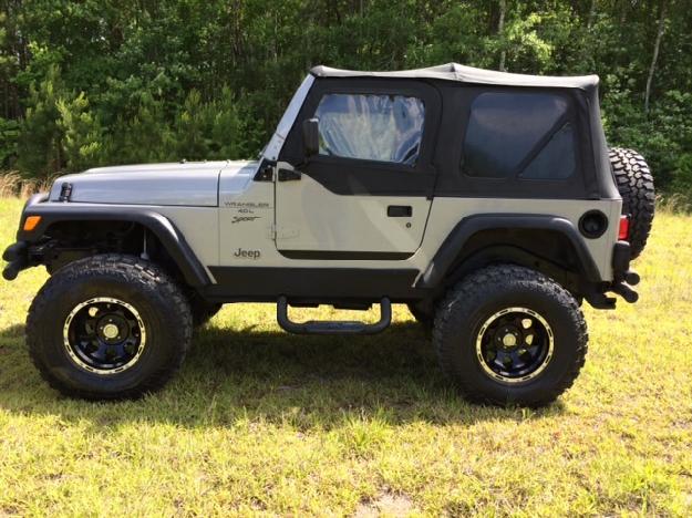 2000 Jeep Wrangler for: $10500