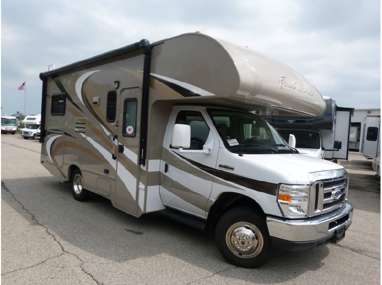 2015 Thor Motor Coach Four Winds 22E