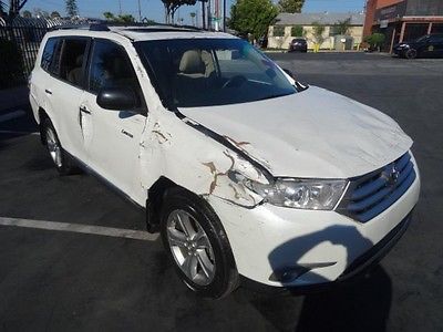 Toyota : Highlander 4WD V6 2013 toyota highlander 4 wd v 6 repairable salvage wrecked damaged project save