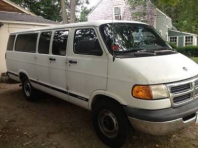 Dodge : Ram Van Maxi Extended version Van  1999 dodge ram 3500 maxi van 15 pass 360 5.9 engine 46 re tranny 4000 lb axle