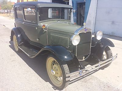 Ford : Model A 1930 ford model a 2 door sedan full frame off restoration museum quality