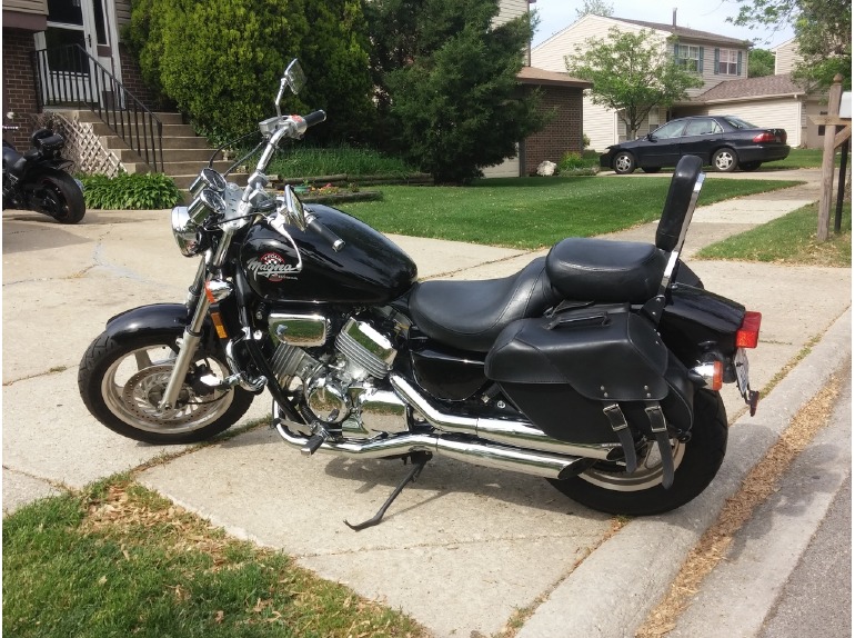 1994 Honda Magna