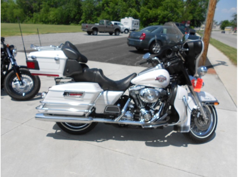 2007 Harley-Davidson® FLHTCU Ultra Classic® Electra Glide&