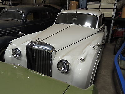 Bentley : Other Sedan 1961 bentley rolls royce white 4 door sedan v 8 not running great history