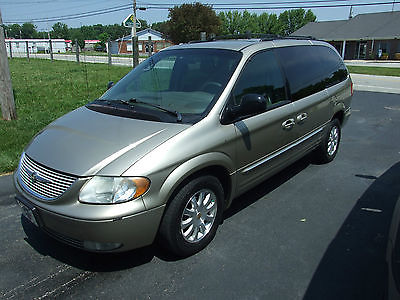 Chrysler : Town & Country LXI 2002 chrysler town country lxi newer motor regularly maintained