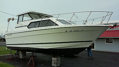 1998 28' Bayliner Ciera Express Hardtop single merc 7.4L bravo 2 stern drive