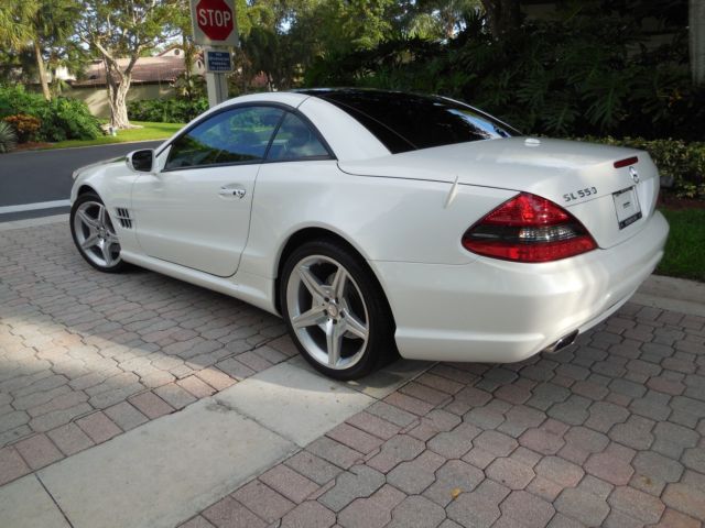 Mercedes-Benz : SL-Class 2dr Roadster 2012 merceds benz sl 550 one florida owner loaded only 14 k pano roof sport more