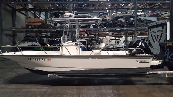 2012 Bostn whaler Montauk 22 cc