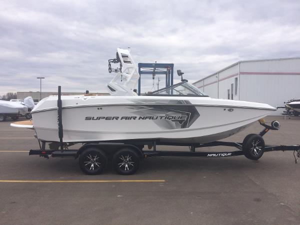 2017 Nautique Super Air Nautique G21