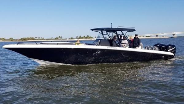 2009 Fountain 38 TE Center Console