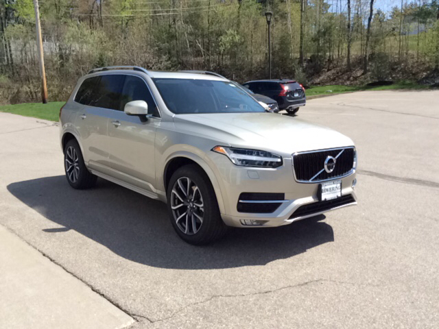 2016 VOLVO XC90