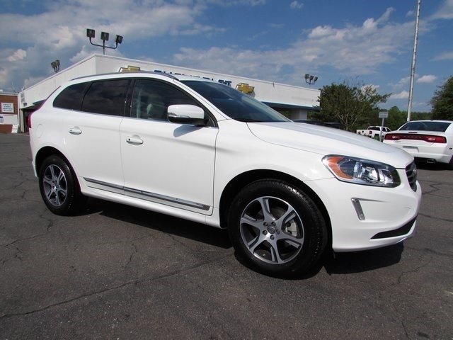 2014 VOLVO XC60 AWD T6 4dr SUV