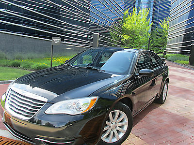 Chrysler : Other Touring Sedan 4-Door 2012 chrysler 200 touring sedan 4 door 2.4 l