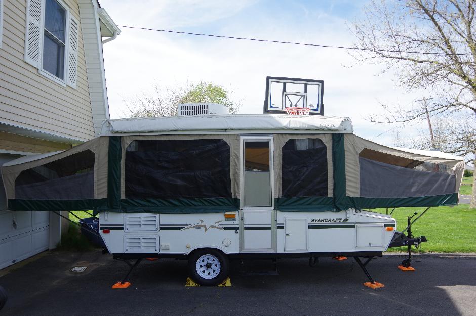 2003 Starcraft Popup Camper with Slideout Excellent Condition