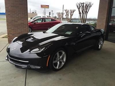 Chevrolet : Corvette Stingray Coupe 2-Door Black Stingray, excellent condition, 896 miles, fully loaded