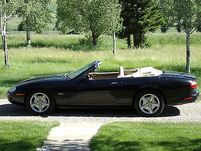 Jaguar : XK8 Jaguar XK8 Convertable with 45,700 miles !!