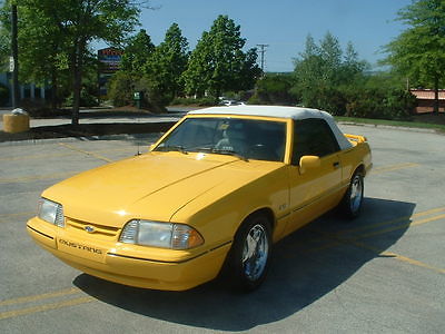 Ford : Mustang LX Convertible 2-Door 1993 mustang lx convertible ltd edition feature car