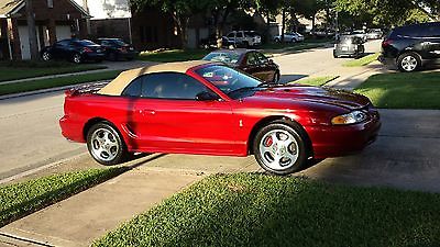 Ford : Mustang GT 1995 ford mustang gt convertible 2 door 5.0 l