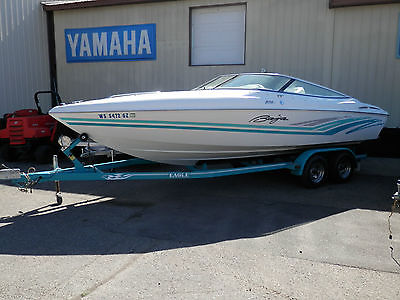 1999 BAJA 232 CLOSED BOW BOAT WITH TRAILER