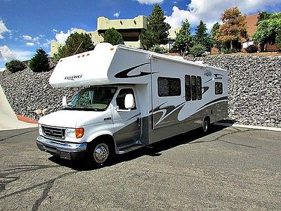 GORGEOUS! 2007 FOREST RIVER 3101 CLASS C COACH LO MILES! FORD TRITON V10 LOADED!