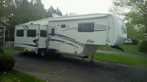 2004 Cardinal 33TSLX