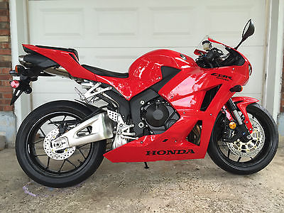 Honda : CBR 2014 honda cbr 600 rr