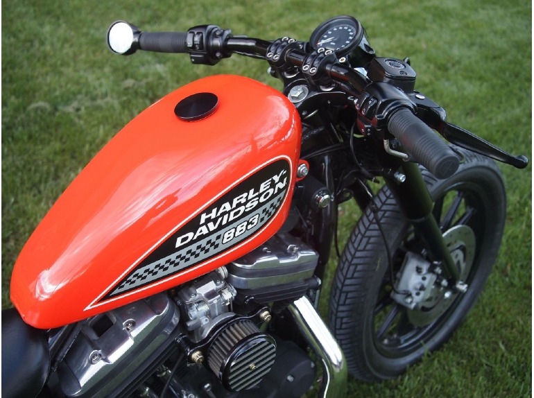 2002 Harley-Davidson Sportster 883 R