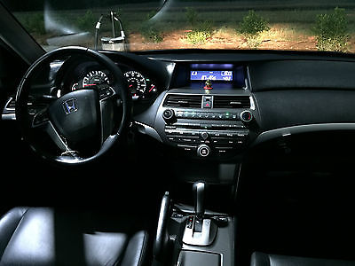 Honda : Accord SE (Special Edition) Honda Accord SE 2011 (Silver) - $12000