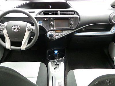 Toyota : Prius Four 2013 four used 1.5 l i 4 16 v automatic front wheel drive hatchback