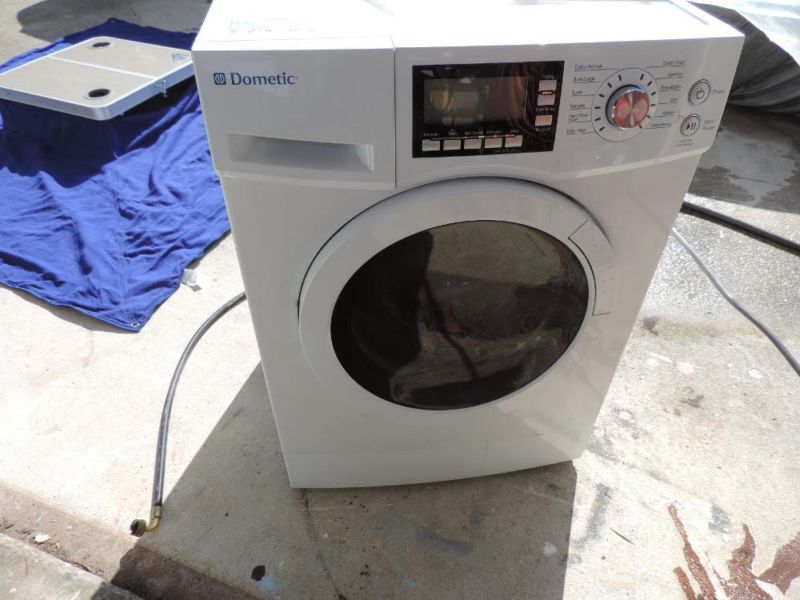 Dometic WDCVLW Ventless Washer Dryer Combo, 1