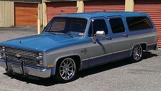 Chevrolet : Suburban Lowrider 1984 chevy c 10 suburban lowrider original 350 v 8 with 66 719 miles 90 original